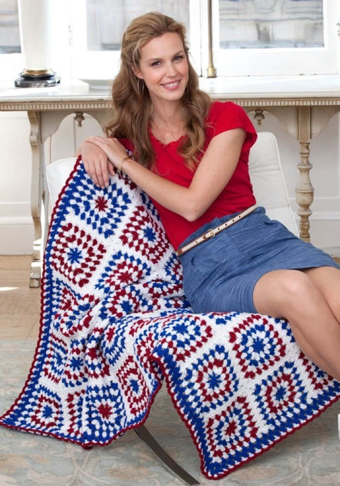 Colors of America Throw in Red Heart Super Saver Economy Solids - LW2729