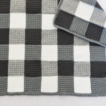 Farmhouse Gingham Blanket