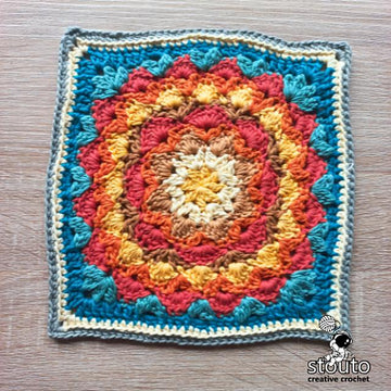 Dahlia Flower Granny Square