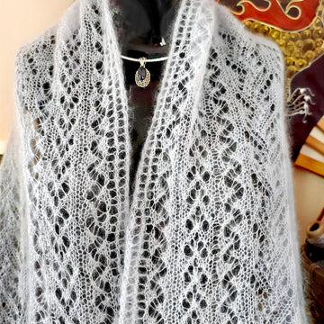 Leaf Lace Wrap