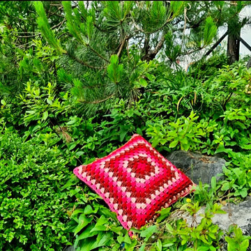 La Vie en rose Cushion 26