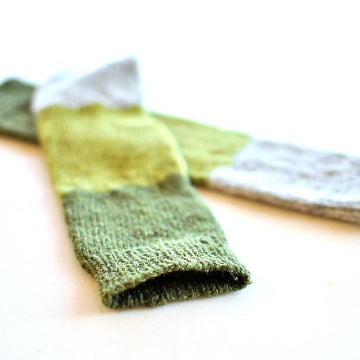 Green Memories Hat & Armwarmers Set