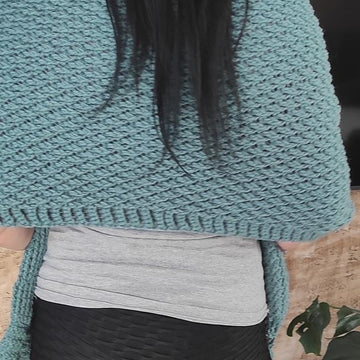 Jovana pocket shawl