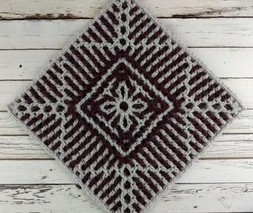 August Interlocking Square
