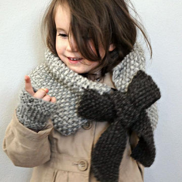 The Matilda knitted cowl