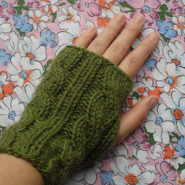 Cable Fingerless Gloves