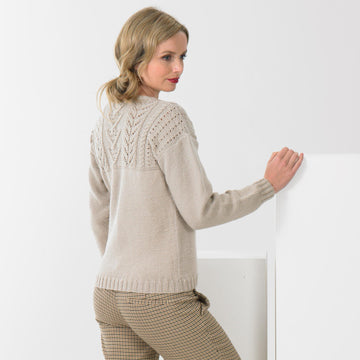 Ladie's Sweater 5046