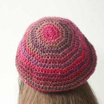 Beret with Bow Crochet Pattern