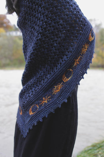 Widdershins Shawl