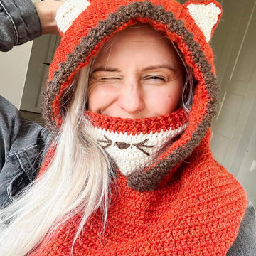 Reed fox hooded cowl