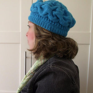 Nela Hat