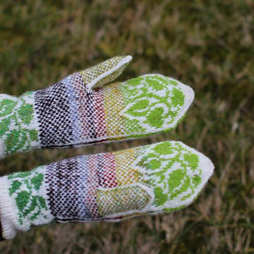 Sparrow Mittens