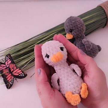 Crochet Pattern Goose Keychain, Duck Amigurumi