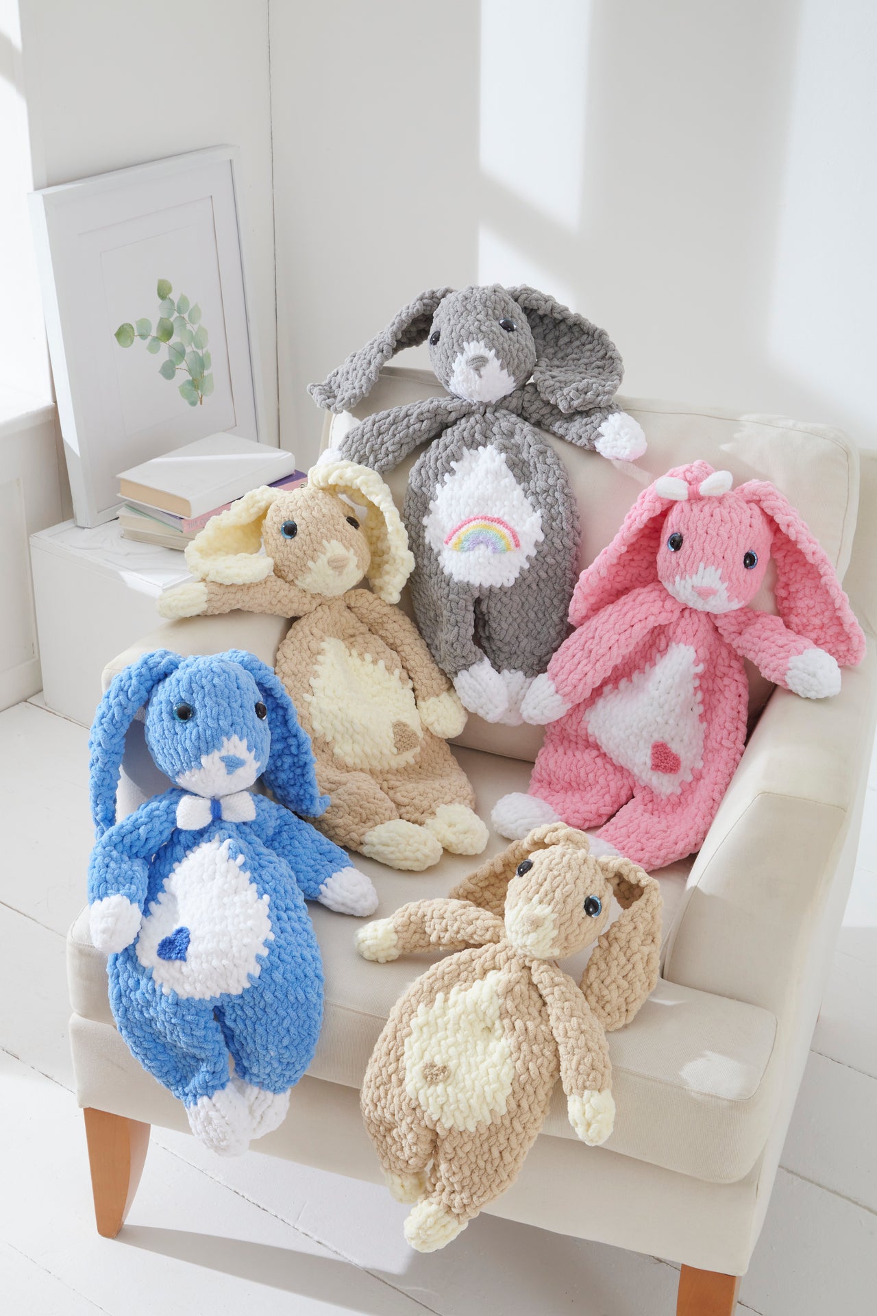 Bunny Toys 9194 in King Cole Warm and Toastie - Leaflet