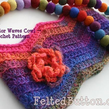 Watercolor Waves Cowl