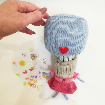 Knitting Patterns -Knit an adorable Pearl Krabs and Squidward DIY toys