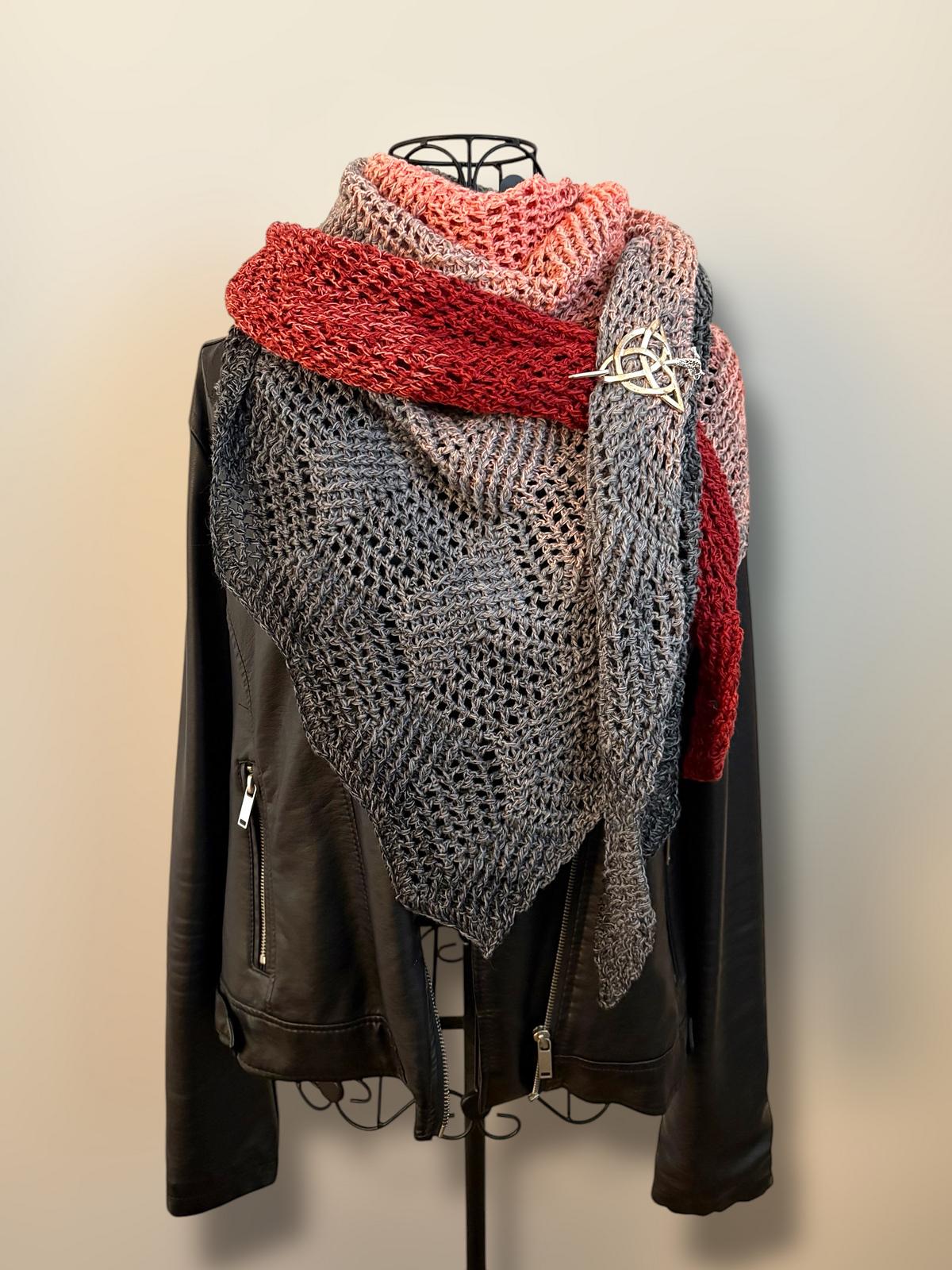 Triangular Scarf "Damia"
