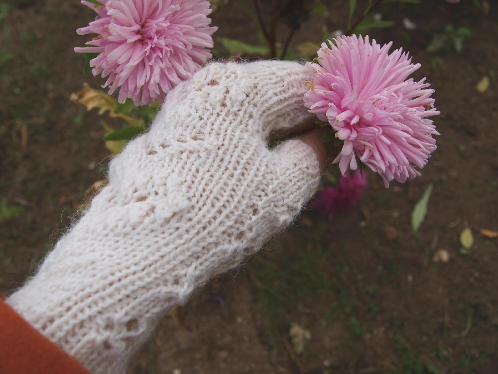 Greta Fingerless Gloves