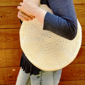 Aprilis Crochet Bag