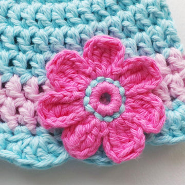 Scalloped Flower Hat