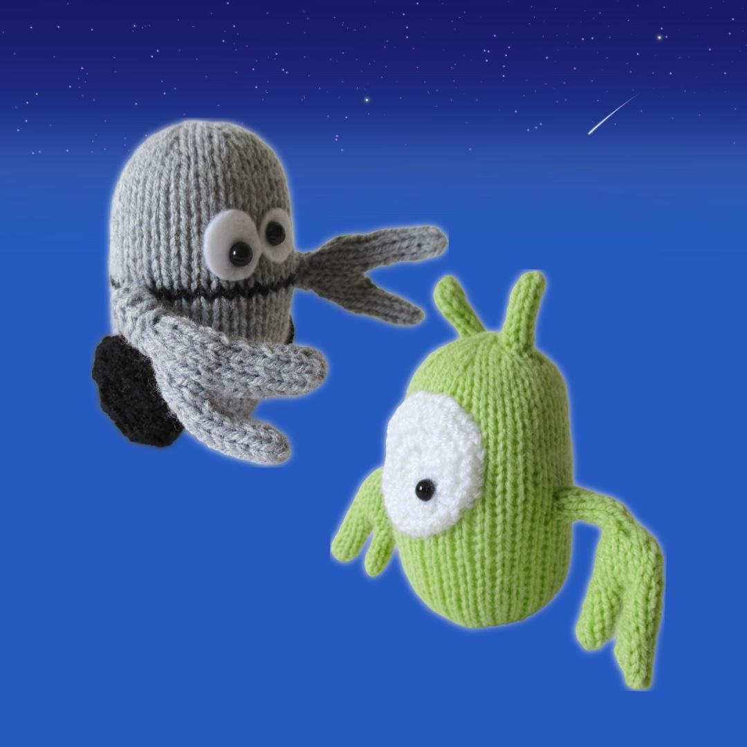 Alien and Robot