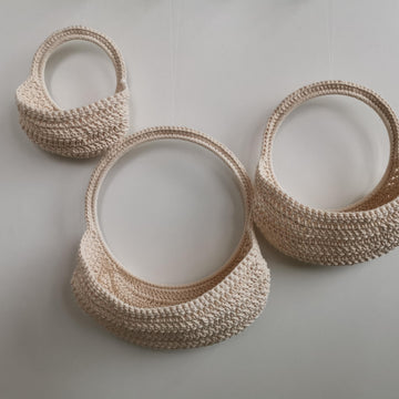 Hanging planters baskets