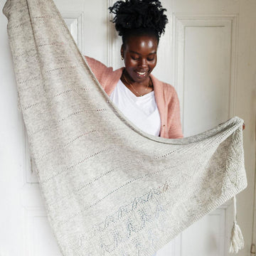 Unfolding shawl