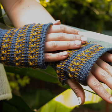 Jindabyne Fingerless Mittens