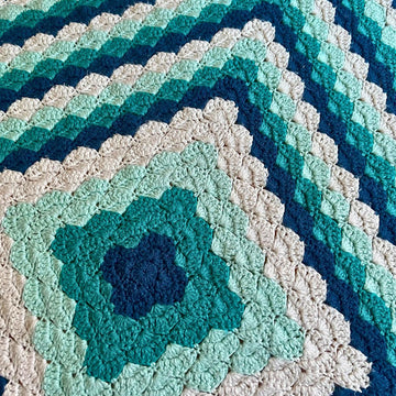 Textured Clam Shells Blanket