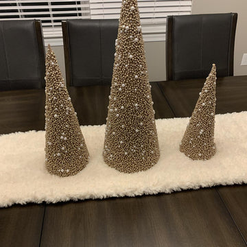 Let It Snow Table Runner