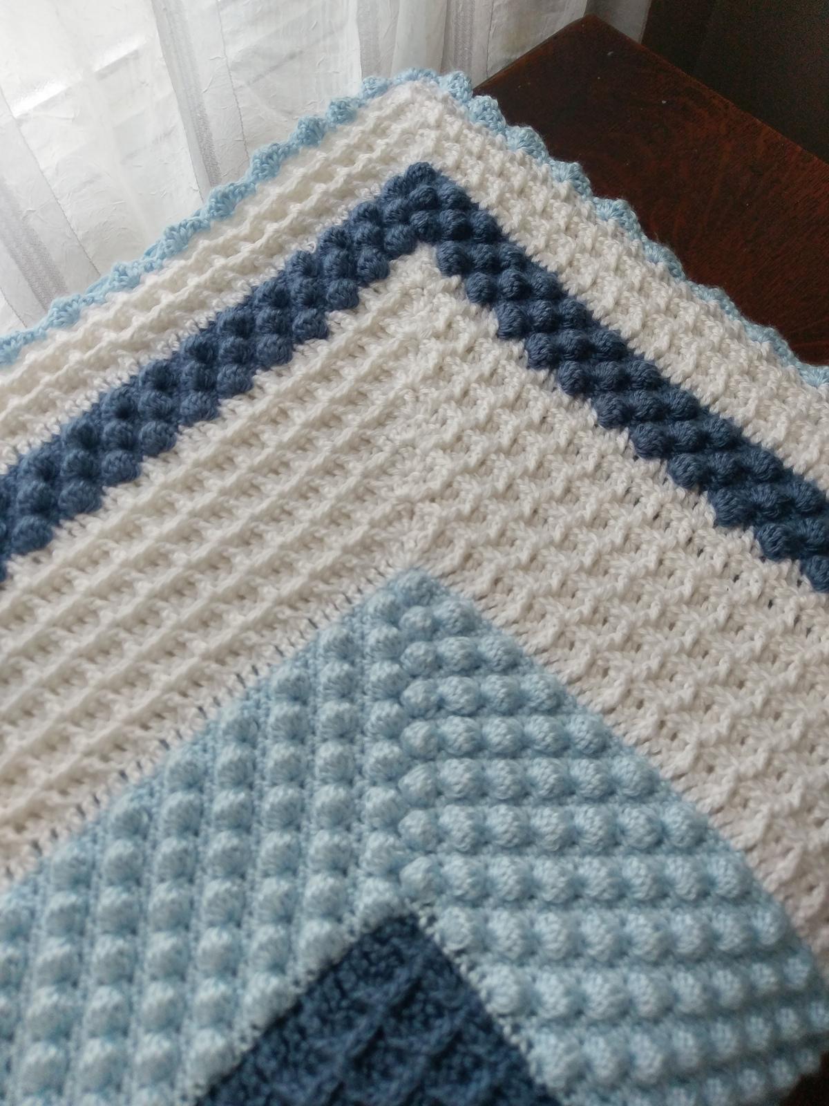 Bumpy Cake Baby Afghan