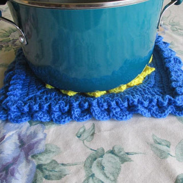 Crocodile Stitch Sunflower Square