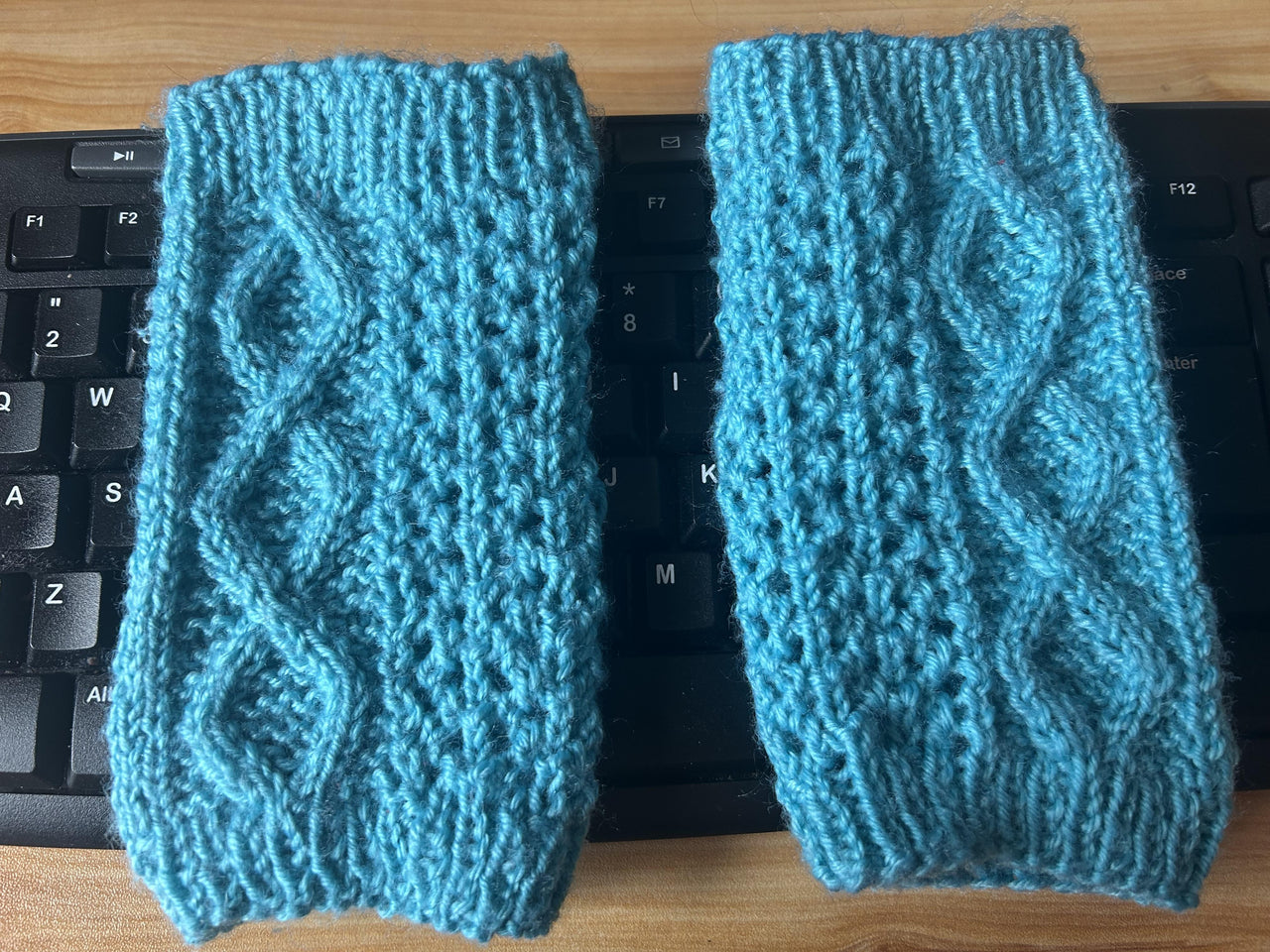 Cable and Lace Wrist Warmers