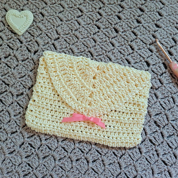 Crochet Delicate Coquette Purse/Bag Pattern