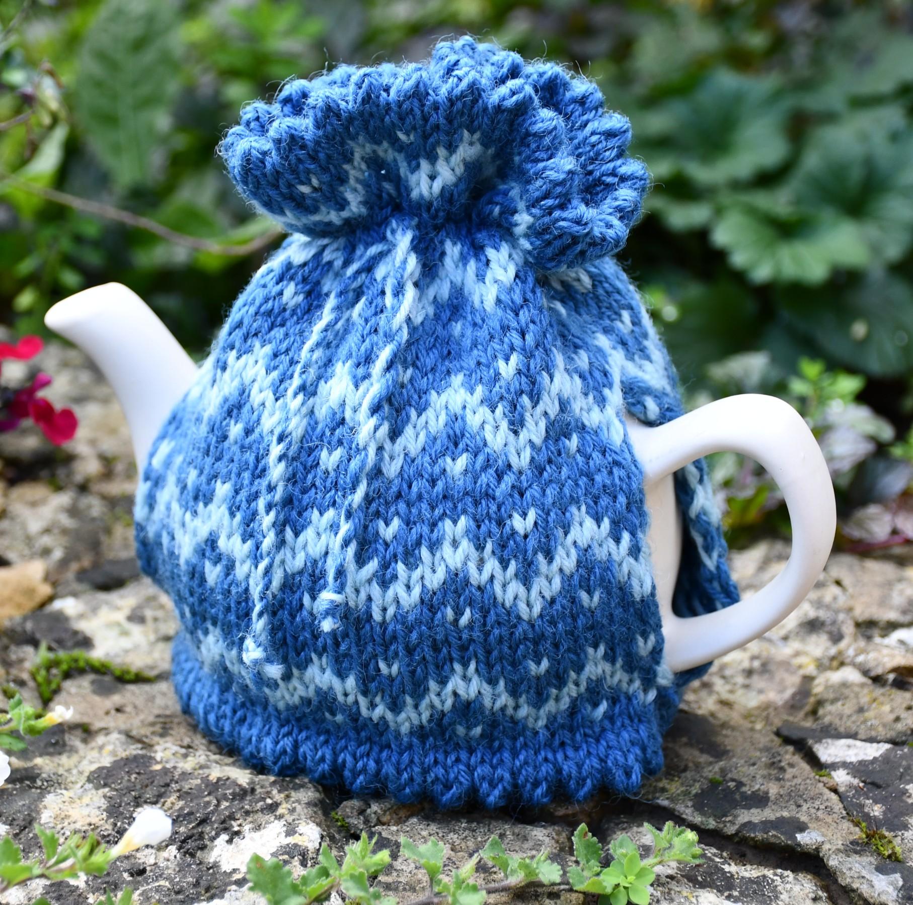 Zig Zag 2-Cup Small Teapot Cosy Knitting Pattern