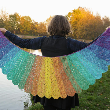 Macaw wings shawl