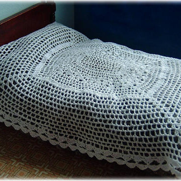 1:12th scale Open lace bedspread