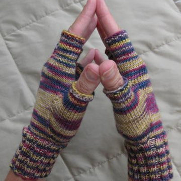 Fitted Fingerless Gloves