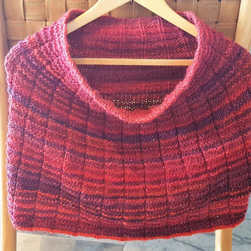 Narelle - seamless textured cowl