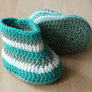 Doll trainers and boots