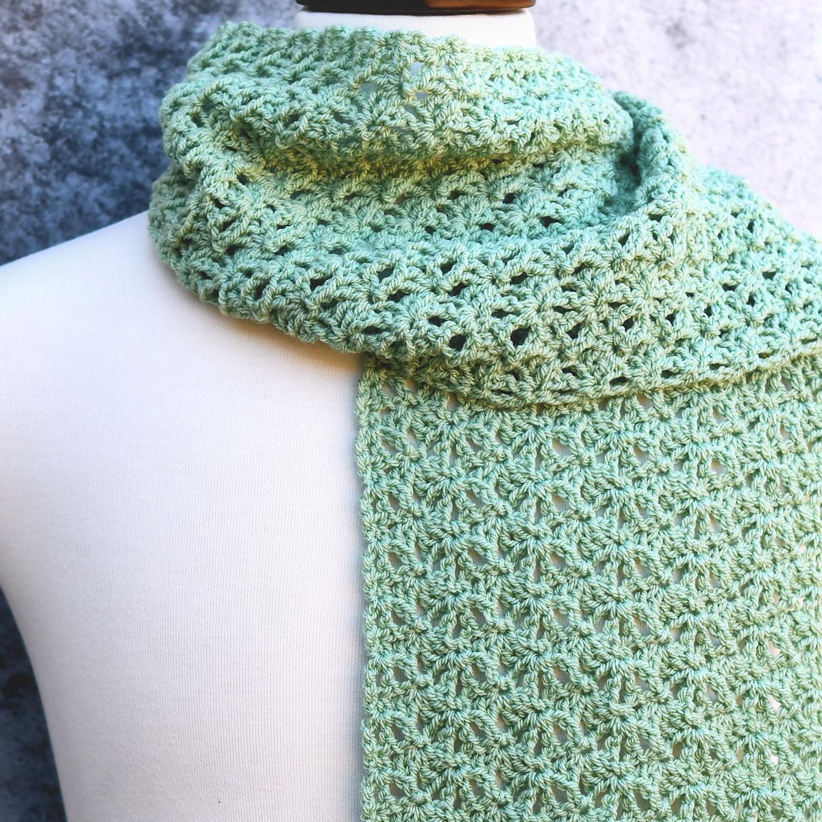 Easy Shell Scarf