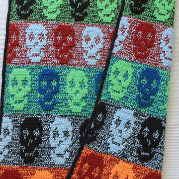 Crochet Skull Pattern: Reversible Crochet Skull Blanket