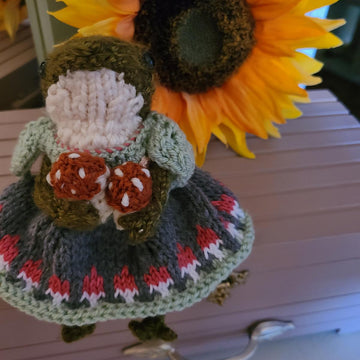 Froggy's Leaf Pullover