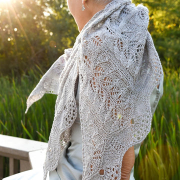 Wing-'o-the-Moth Shawl or Scarf