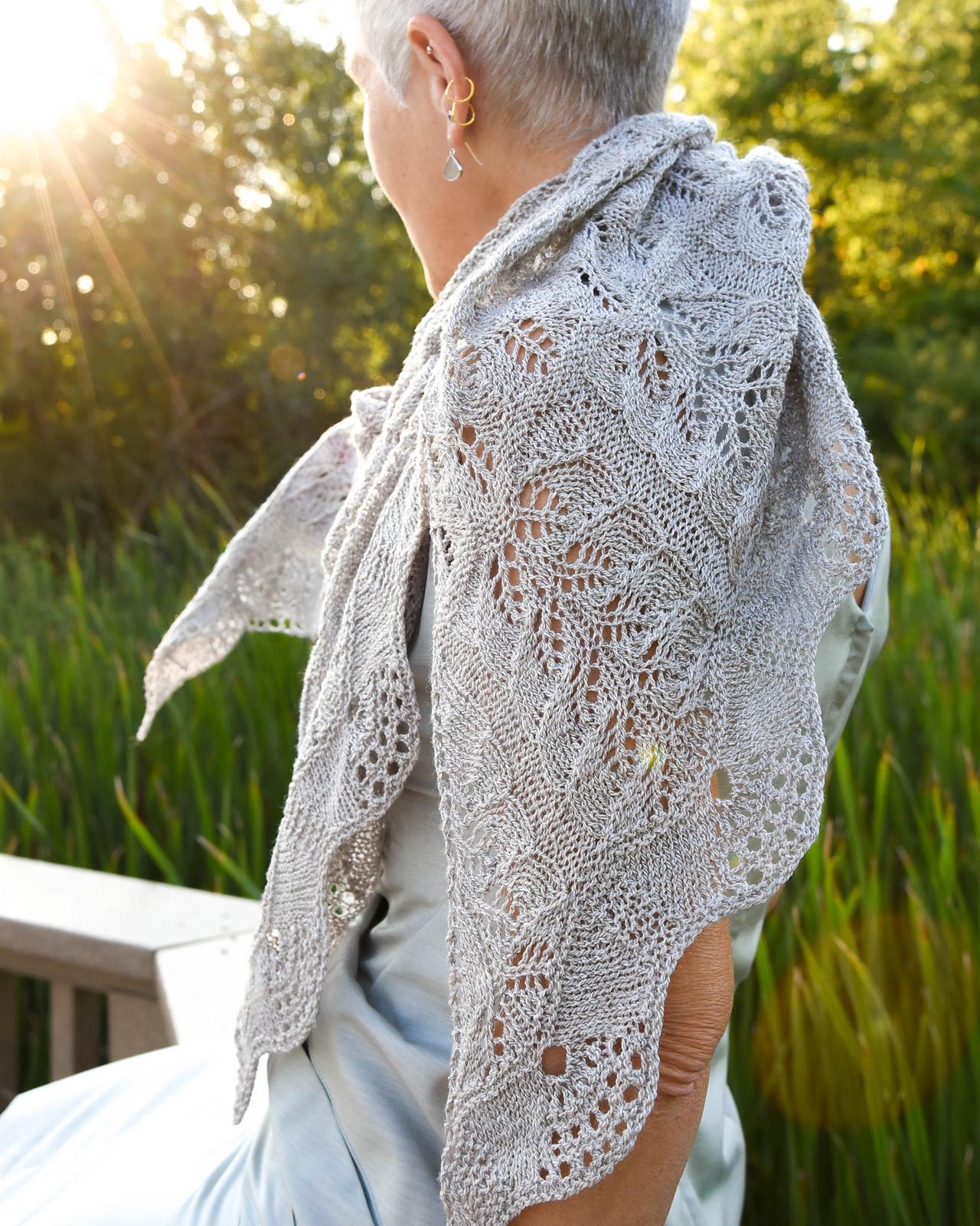 Wing-'o-the-Moth Shawl or Scarf