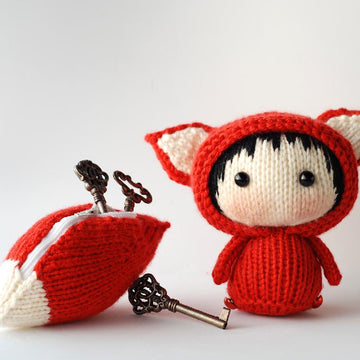 Big Tanoshi Fox Doll with removable tail