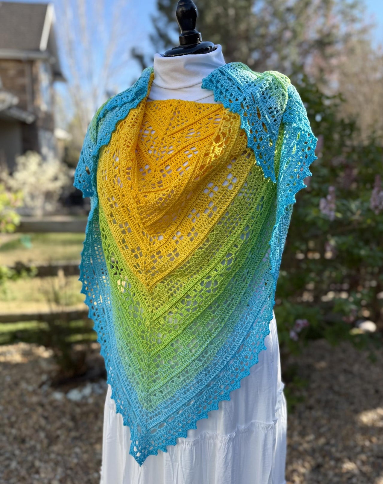 The Broxi Shawl