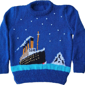 Steamship / Titanic Sweater & hat