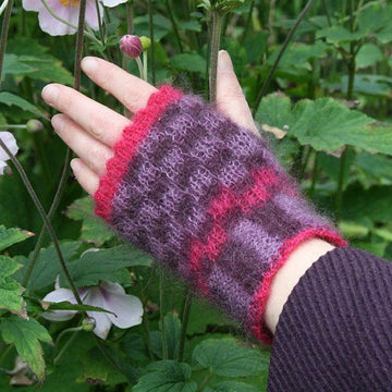 Anemone fingerless mittens