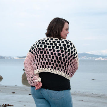 Airy Shrug
